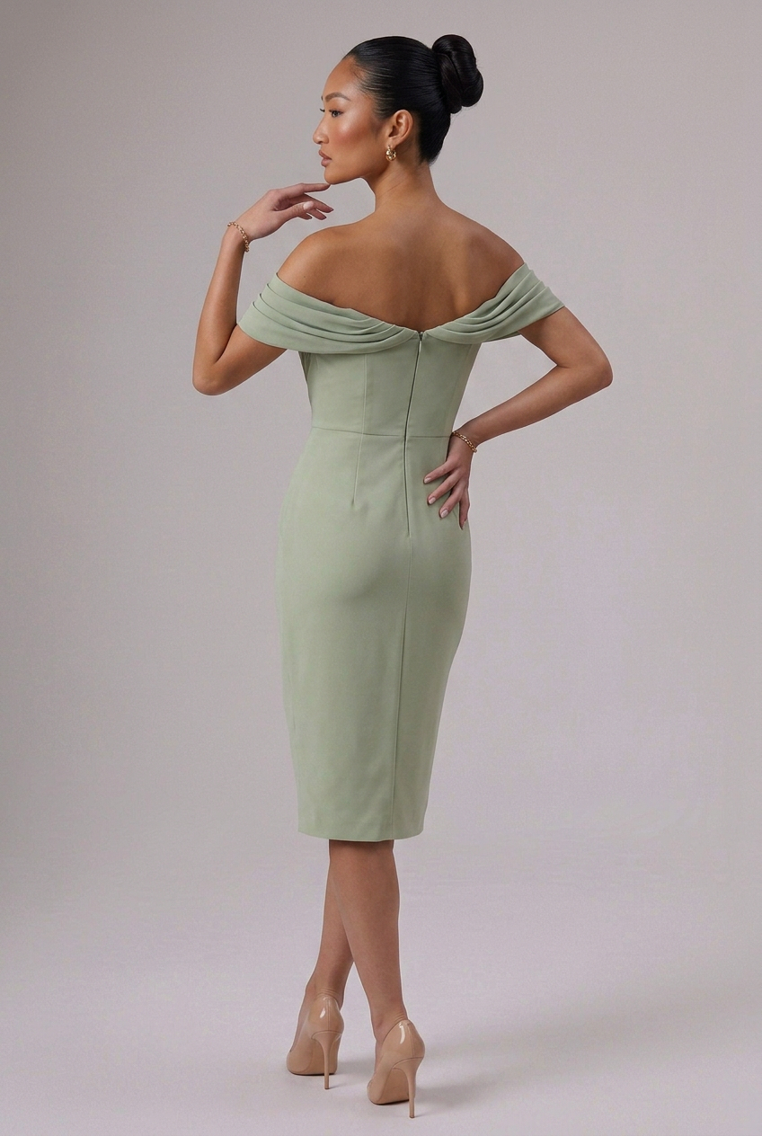 LAVISH ALICE Eloise Pleated Bardot Midi Dress in Sage Green. - Size 6